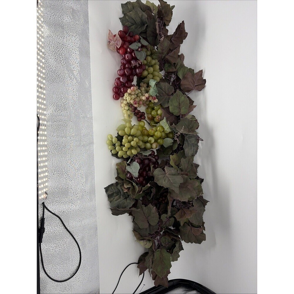 Plastic Artificial Grape Clusters Lot of 8 Vintage Faux Fruit Home Decor w/ Ivy